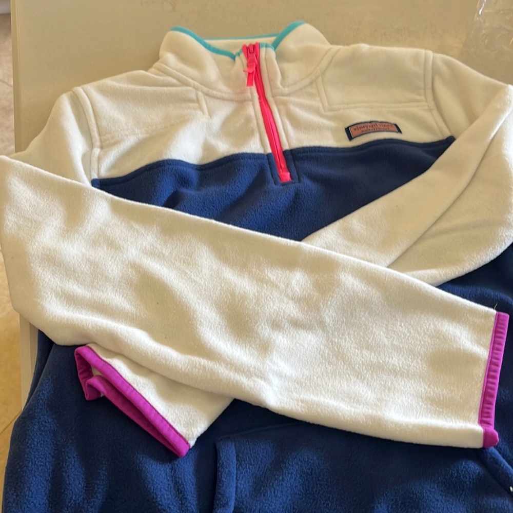 Vineyard vines fleece